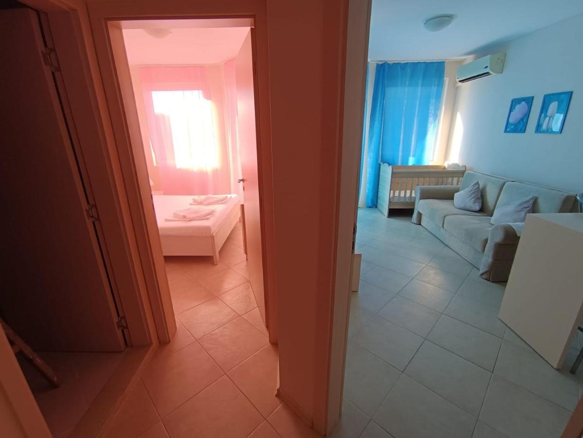 Excellent Apartment In Emberli Aparthotel. Лозенець Екстер'єр фото